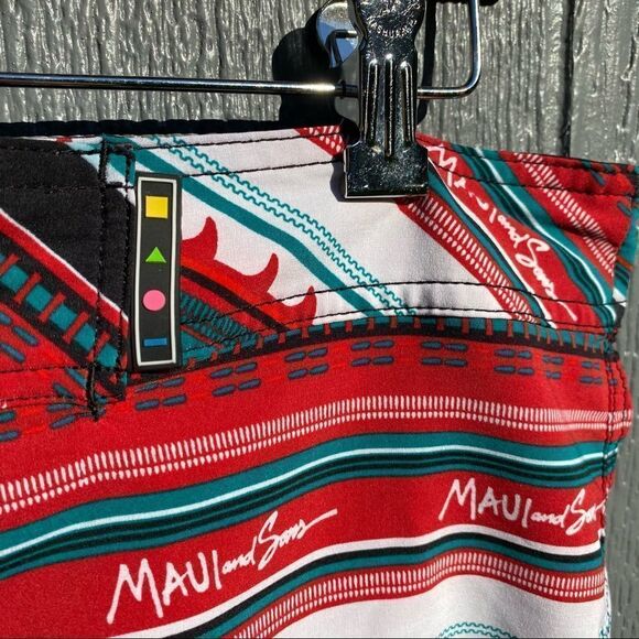 Maui And Sons Black Shark Swim Trunks - Picture 5 of 10
